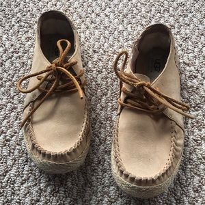 UGG Moccasin